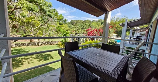 TEMPORADA EM CONDOMINIO ARBORIZADO Apartamento