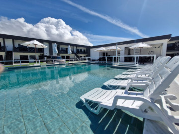 NOVO E MODERNO 100M DA PRAIA